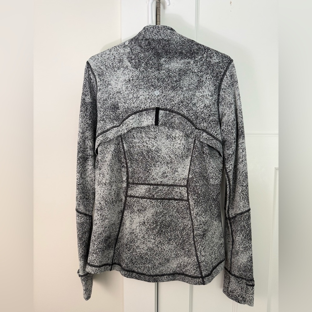 Lululemon Define Jacket - image 2
